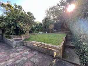 Photo 30- click for photo gallery